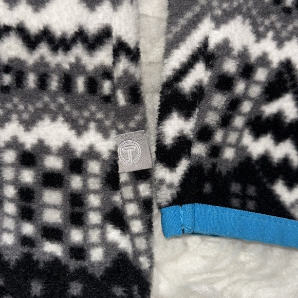 T by Talbots Half Zip Geo Print Fleece Pullover Kangaroo🦘Pocket, Size P - Picture 8 of 15